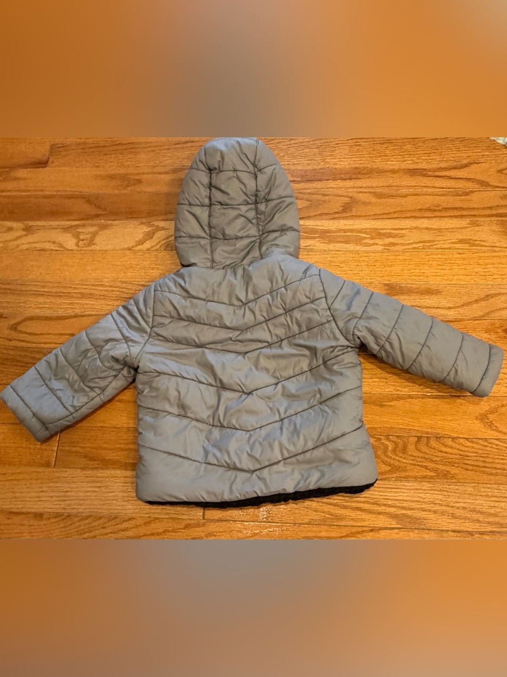 Michael Kors Puffer Jacket - Picture 3 of 10